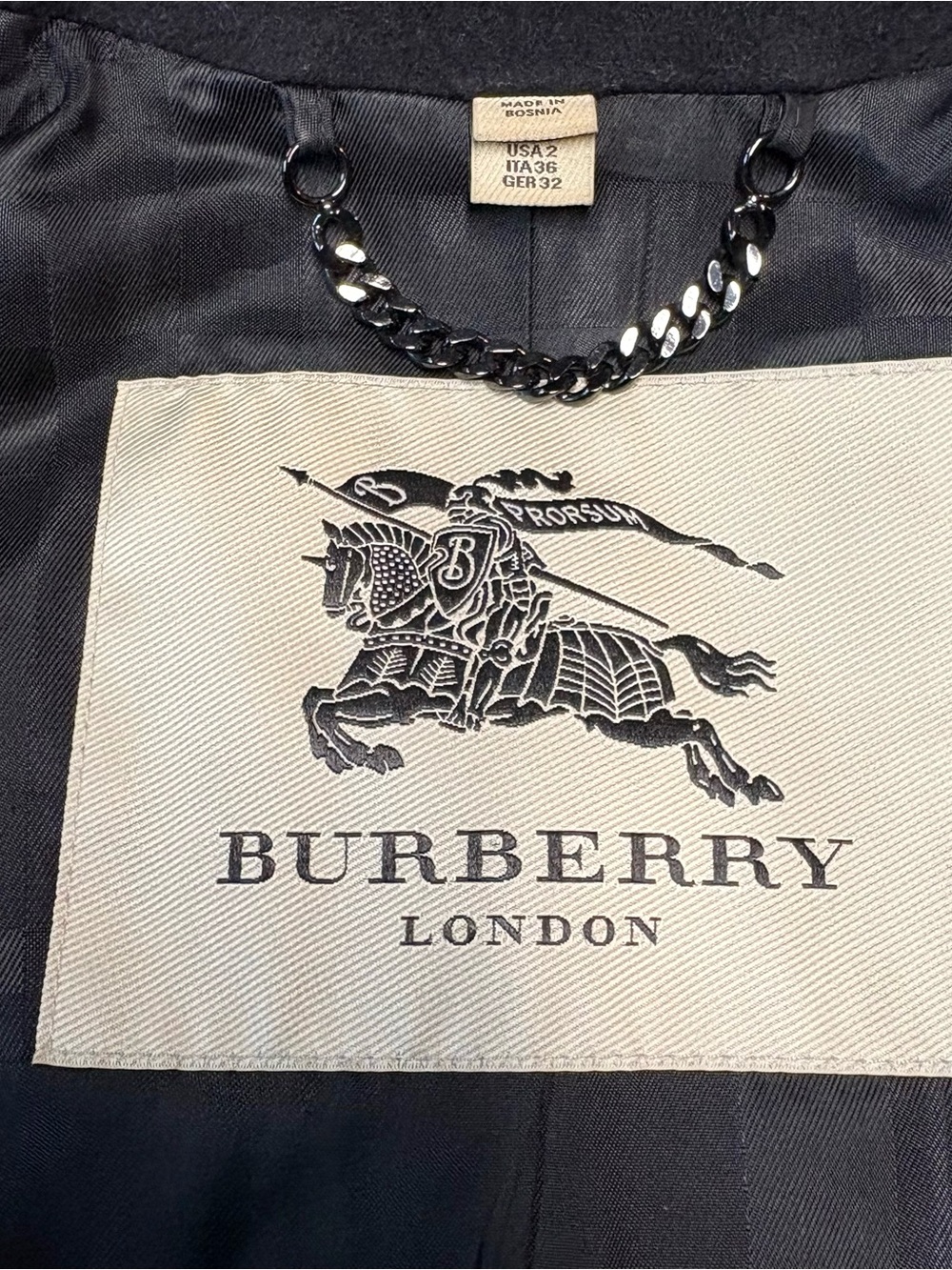 Burberry wool trench coat. - Picture 11 of 15